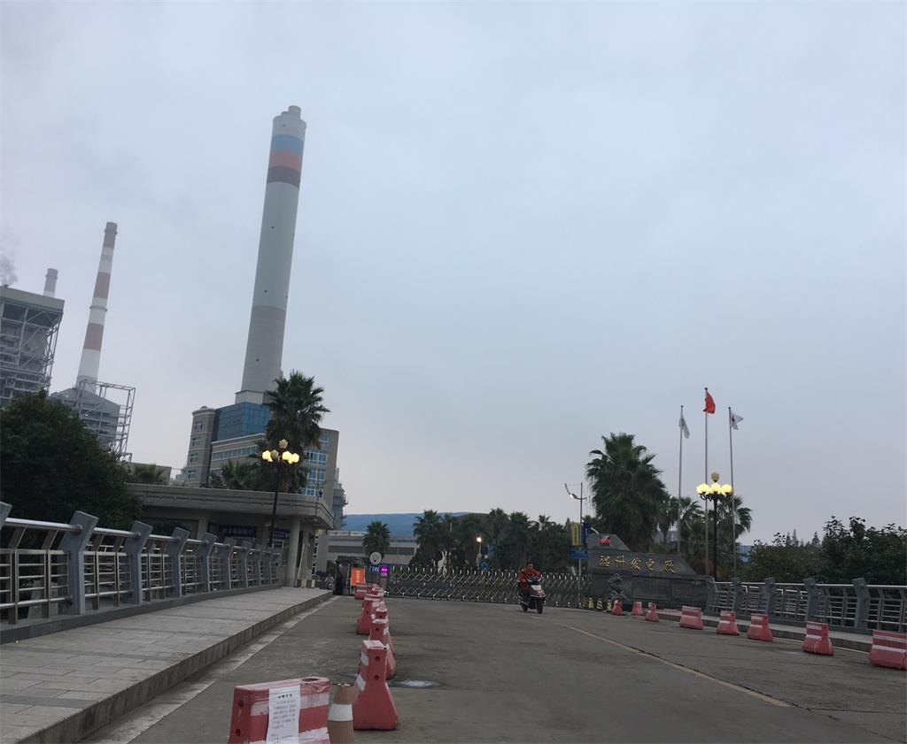 浙江浙能溫州發(fā)電有限公司發(fā)電機滑環(huán)安裝無(wú)線(xiàn)紅外測溫裝置